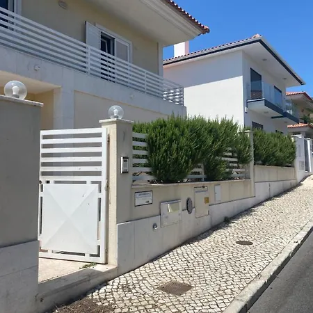 Quarto em Acomodações Particulares Triplex Luxury For 5 People&beach&city&private Pool